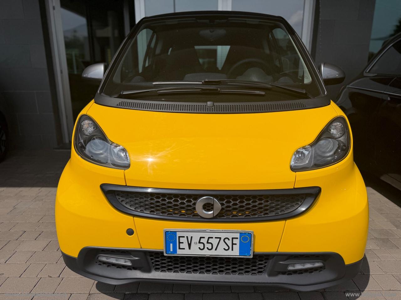 SMART fortwo 1000 45 kW MHD coupé pure