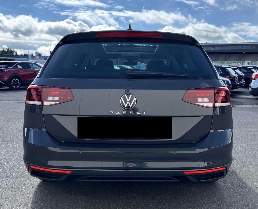 VOLKSWAGEN PASSAT 2.0 Tdi EVO - Tetto Led 18