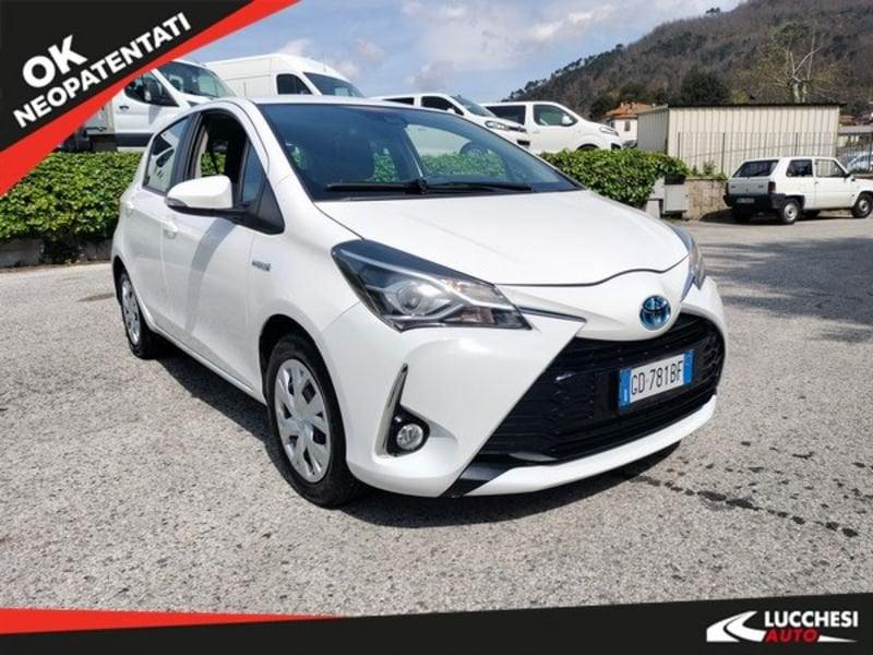 Toyota Yaris Hybrid Business