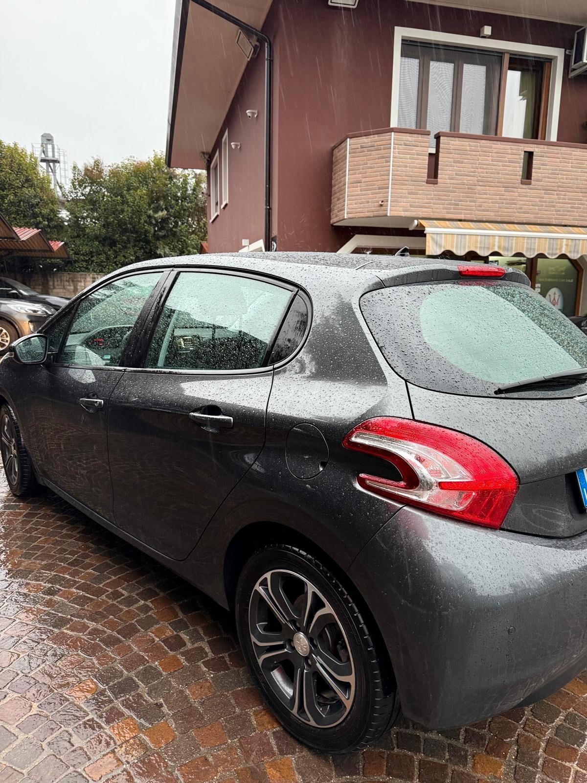 Peugeot 208 1.4 VTi 95 CV 5p. GPL Allure