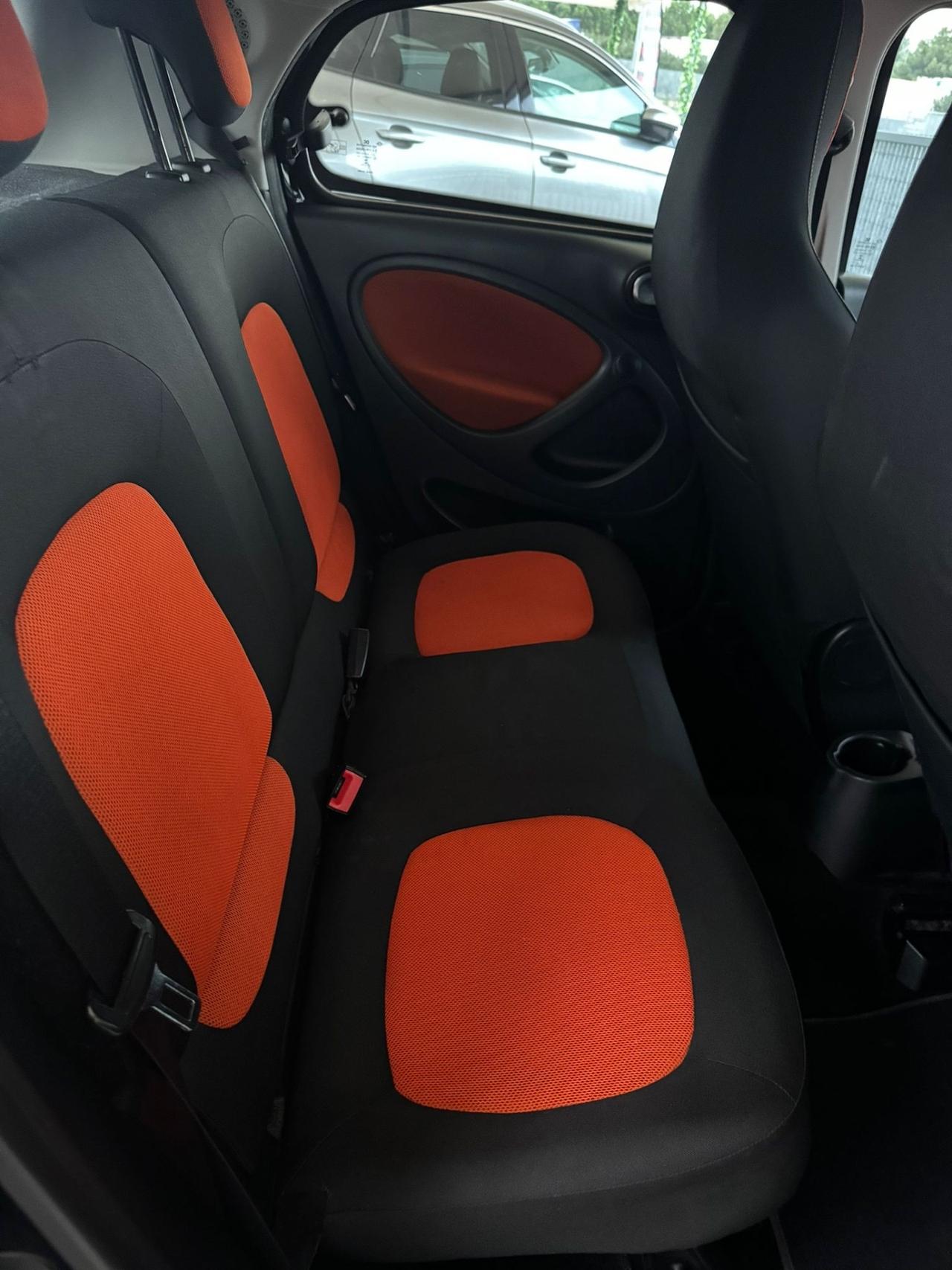 Smart ForFour 1.0 70CV TOTAL BLACK NUOVA GARANZIA