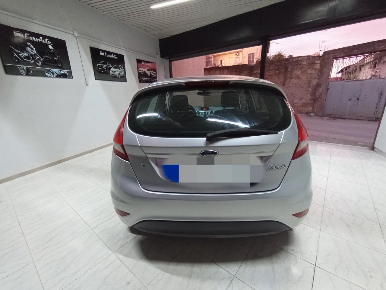 Ford Fiesta 1.2 benzina 2011 CON GARANZIA