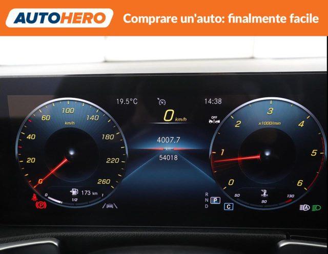 MERCEDES-BENZ GLB 200 d Automatic Premium