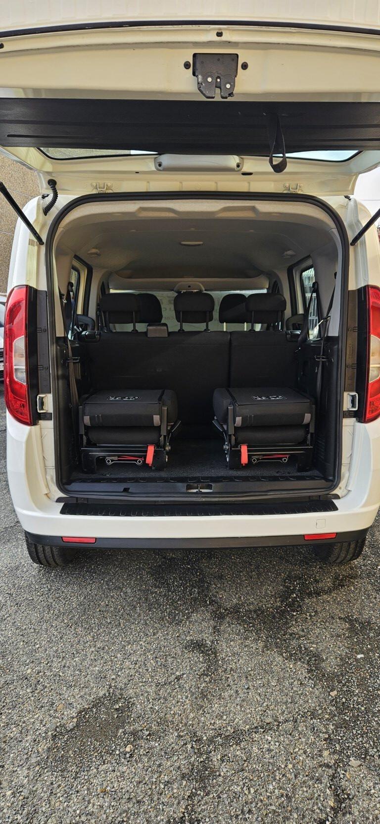 Fiat Doblò 1.6 MJT 16V 120CV Easy - KM. 68.000 - 7 POSTI - UNICO PROPRIETARIO !