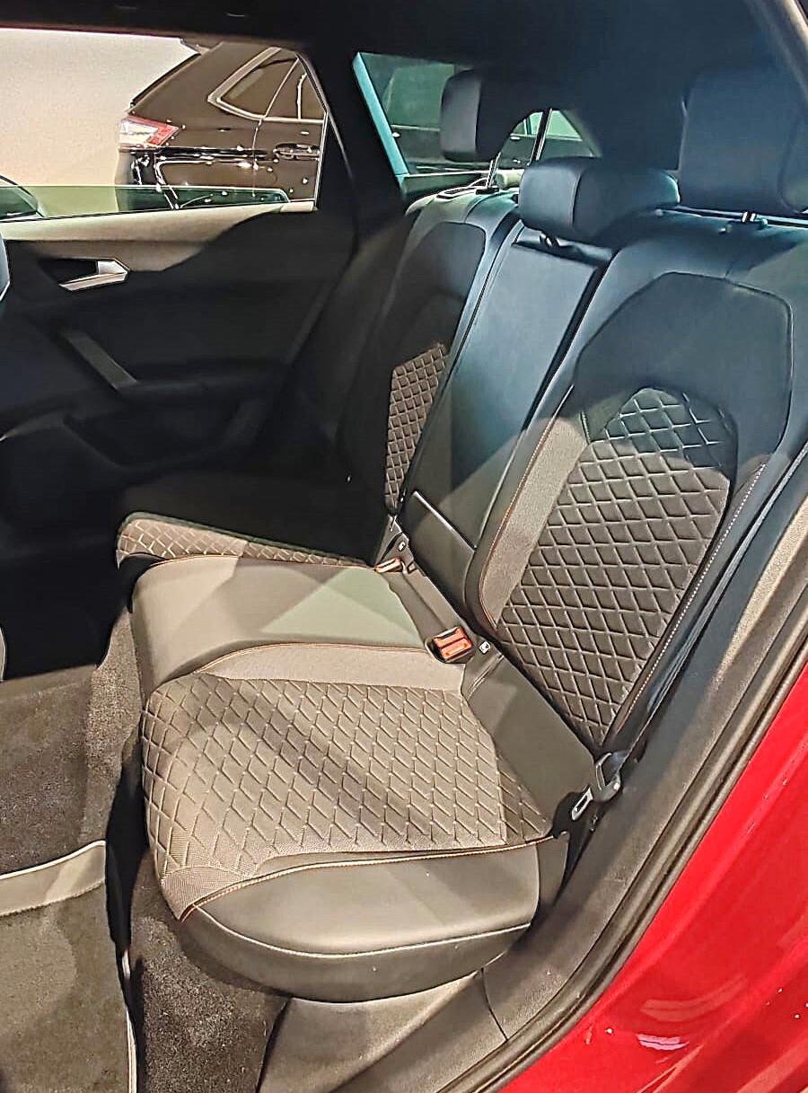 Seat Leon Sportstourer 1.5 eTSI 150 CV DSG FR