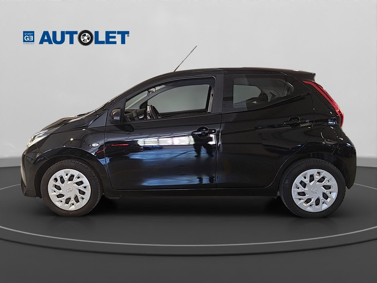 Toyota Aygo Connect 1.0 VVT-i 72 CV 5 porte x-play MMT
