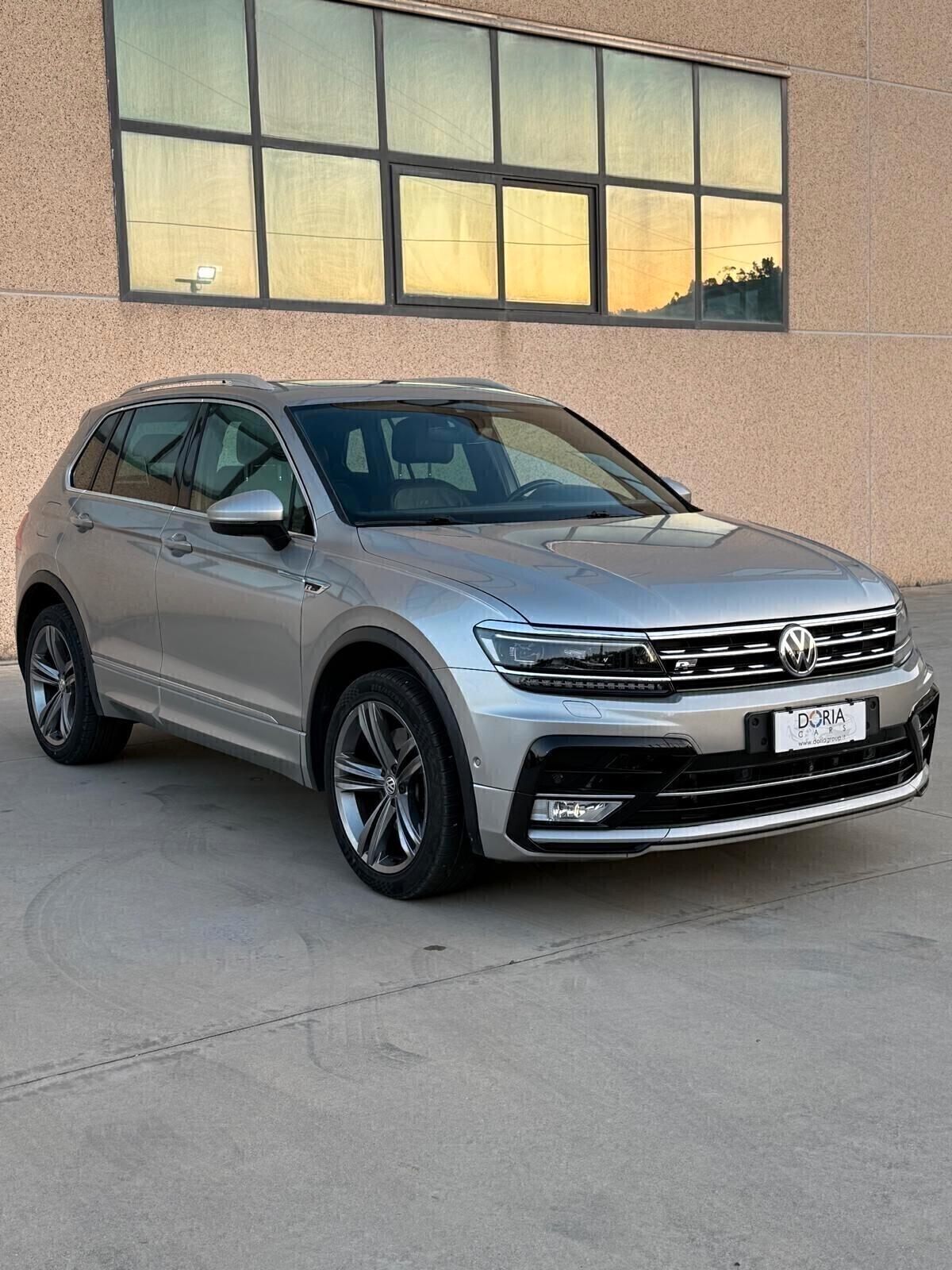 Volkswagen Tiguan 2.0 BiTDI SCR DSG 4MOTION Executive R-Line BMT