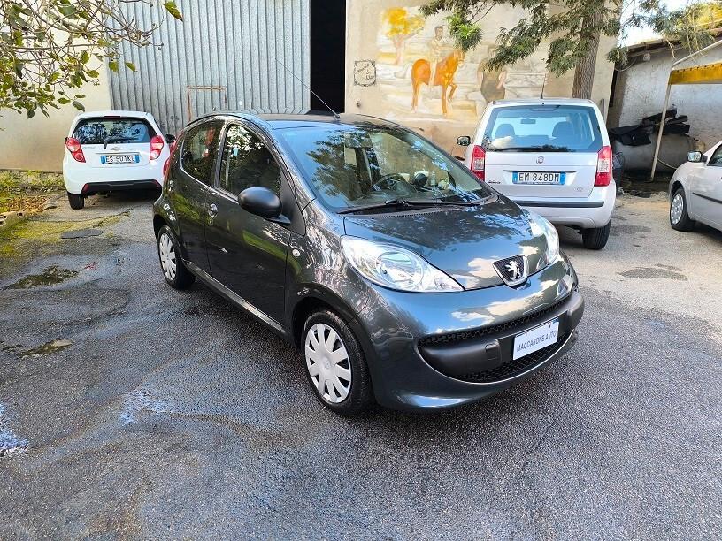 Peugeot 107 1.4 HDi 5p. Plaisir