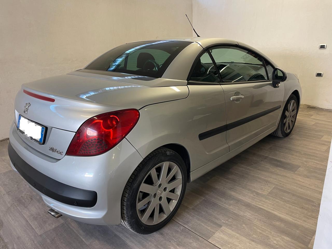 Peugeot 207 1.6 HDI 110CV CC Cabrio Féline tagliandata distribuzione