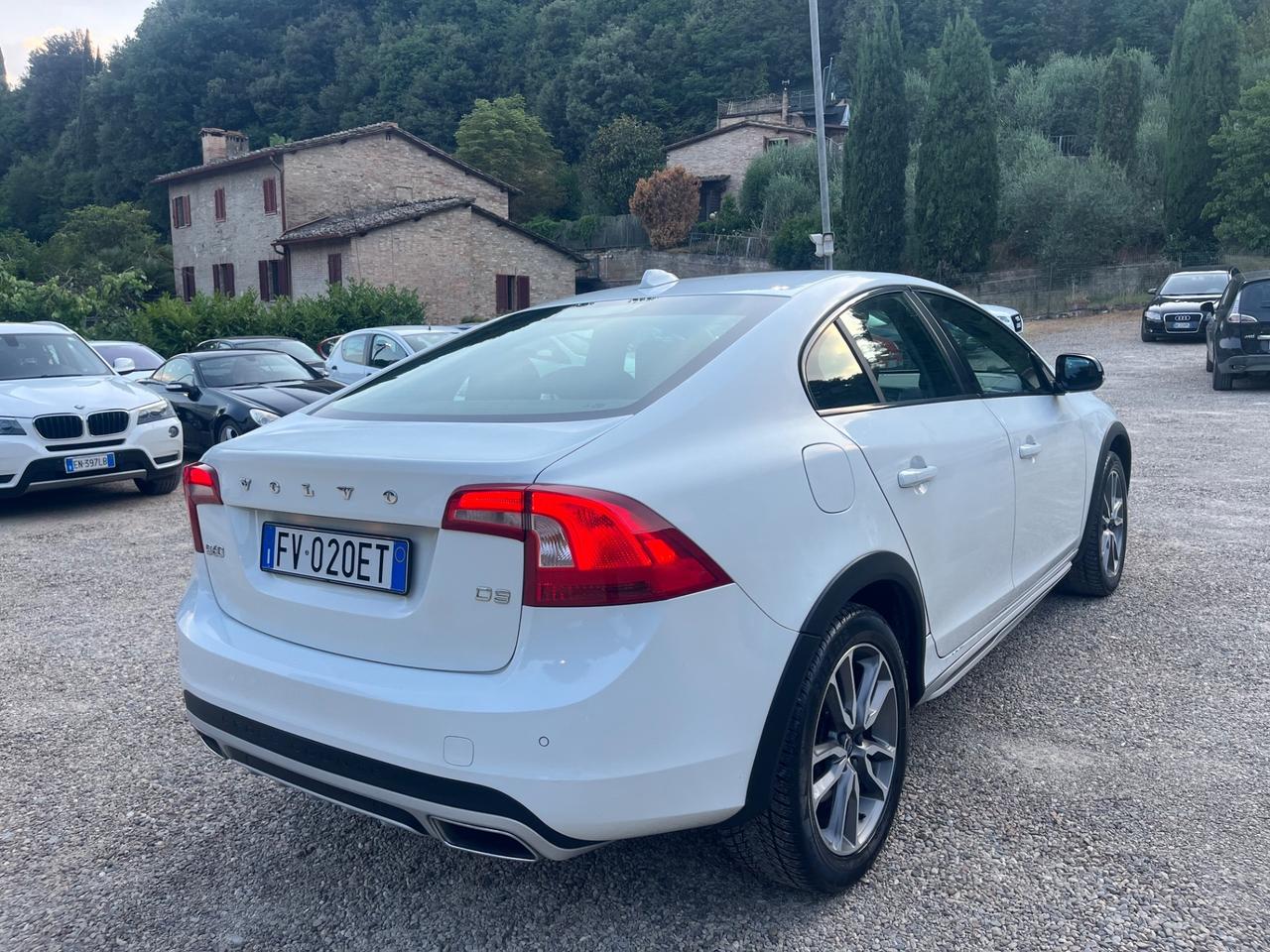 Volvo S60 Cross Country D3 Geartronic Pro