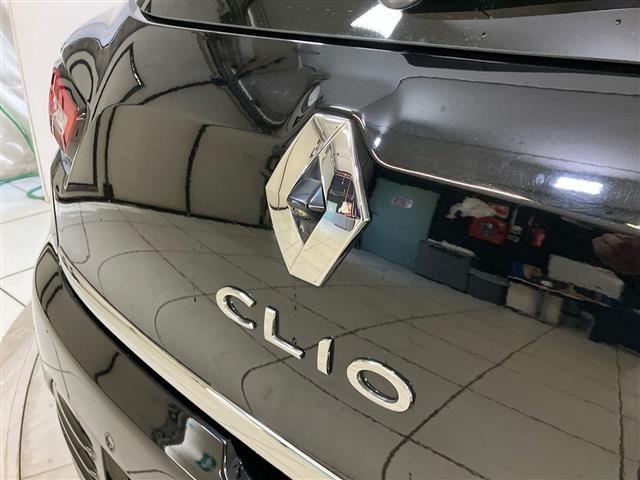 RENAULT Clio 5 Porte 1.5 dCi 90cv Moschino Zen