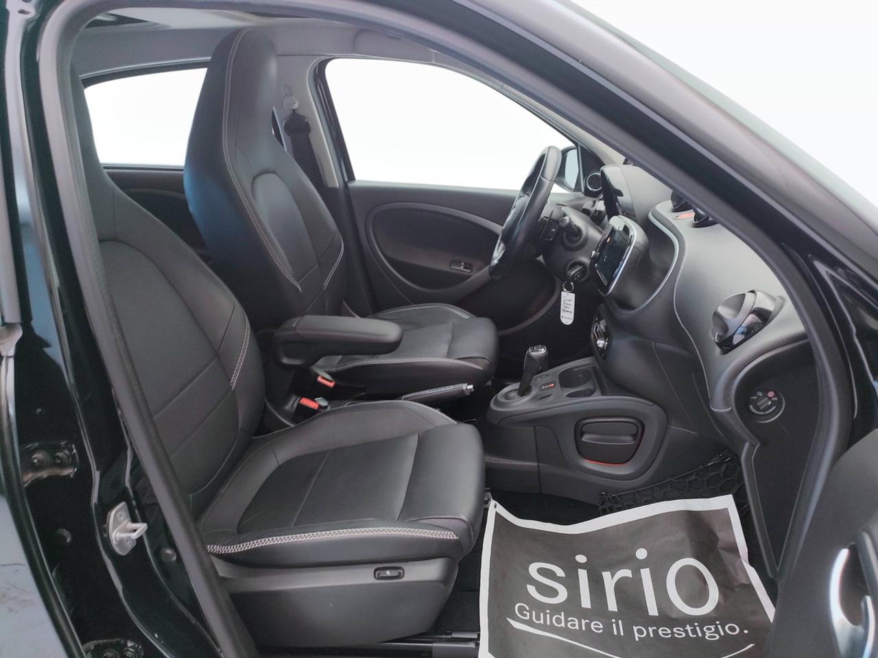 SMART Forfour II 2015 - Forfour 0.9 t Brabus Xclusive 109cv twinamic