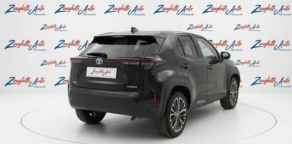TOYOTA YARIS CROSS 1.5 HYBRID AUT.