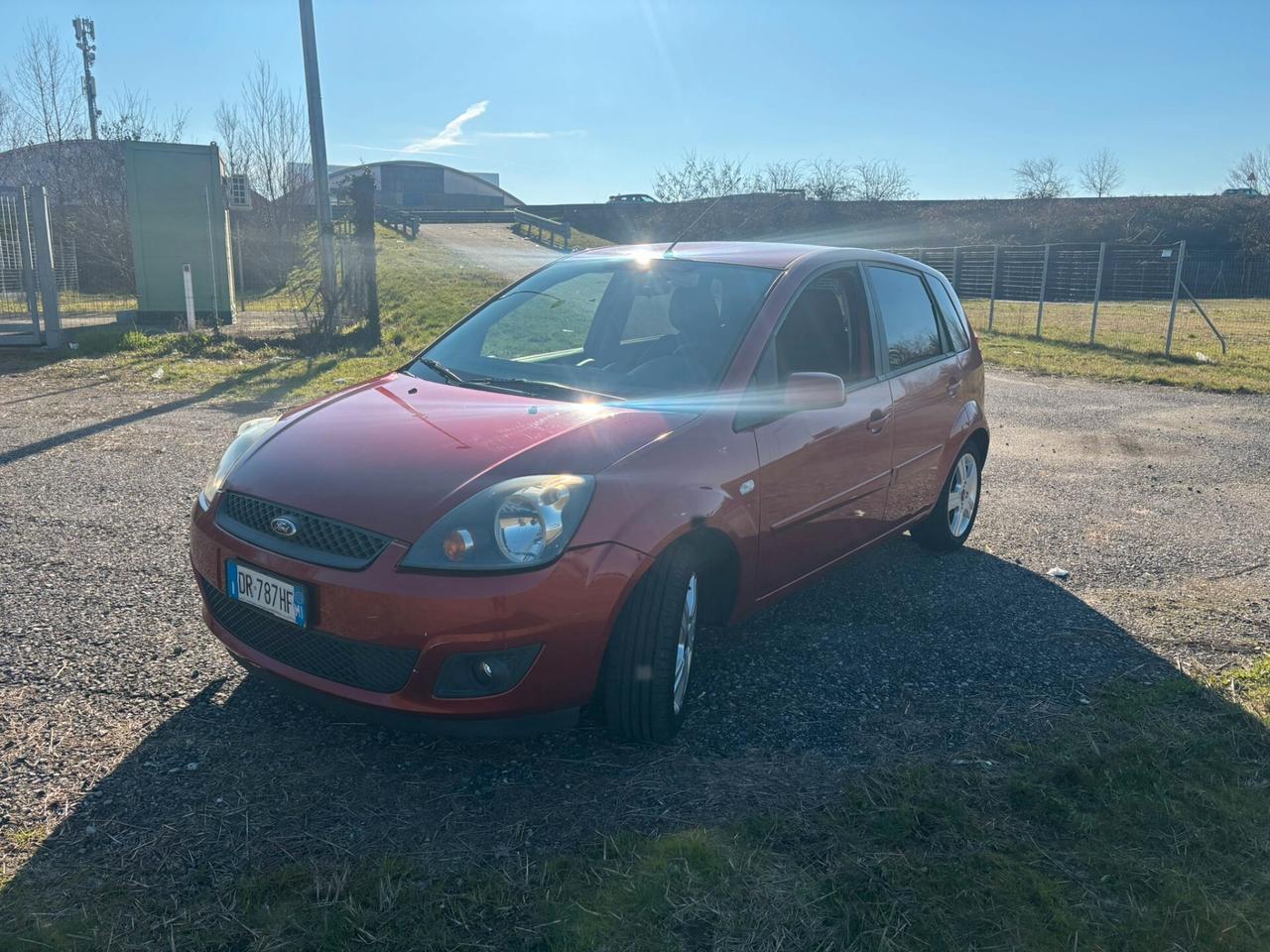 Ford Fiesta 1.2 16V aut. 5p. Ghia