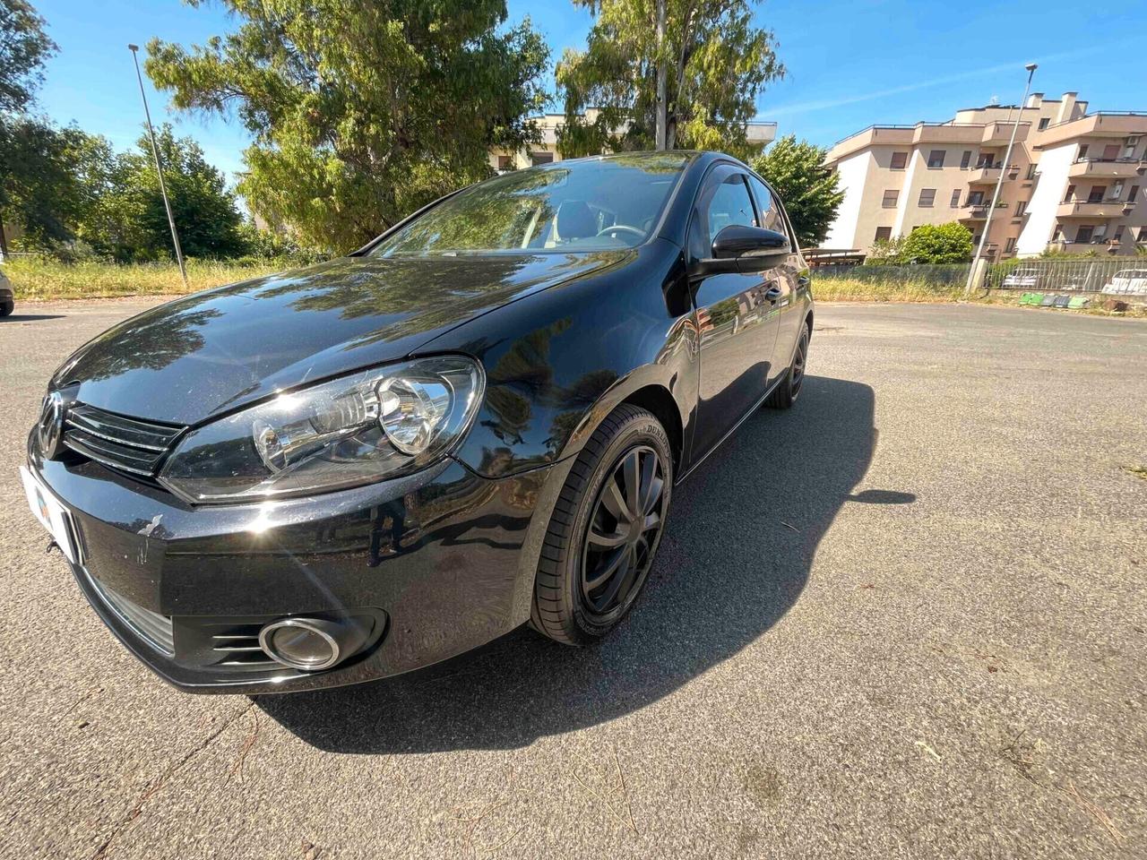 Volkswagen Golf 1.6 TDI GARANZIA 12 MESI Comfortline NEOPATENTATI DITRIBUZIONE OK GOMME NUOVE
