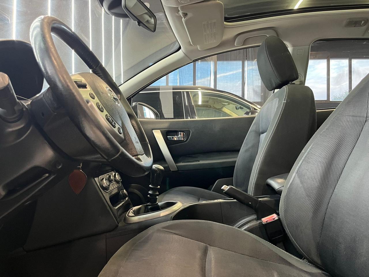 Nissan Qashqai 2.0 dCi DPF Tekna 7 POSTI TETTO