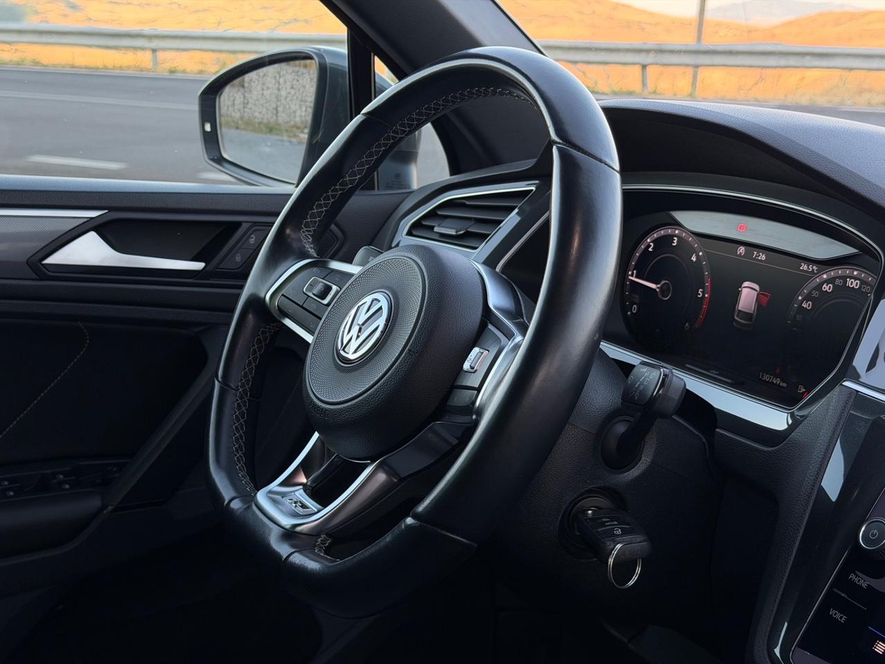 Volkswagen Tiguan 2.0 TDI 150cv DSG 4MOTION R-Line