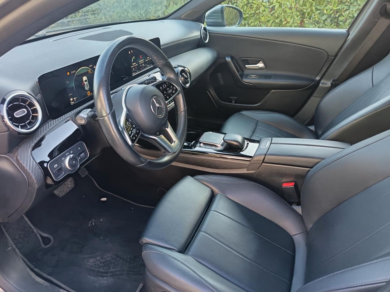 Mercedes-benz A 200 d Automatic Premium