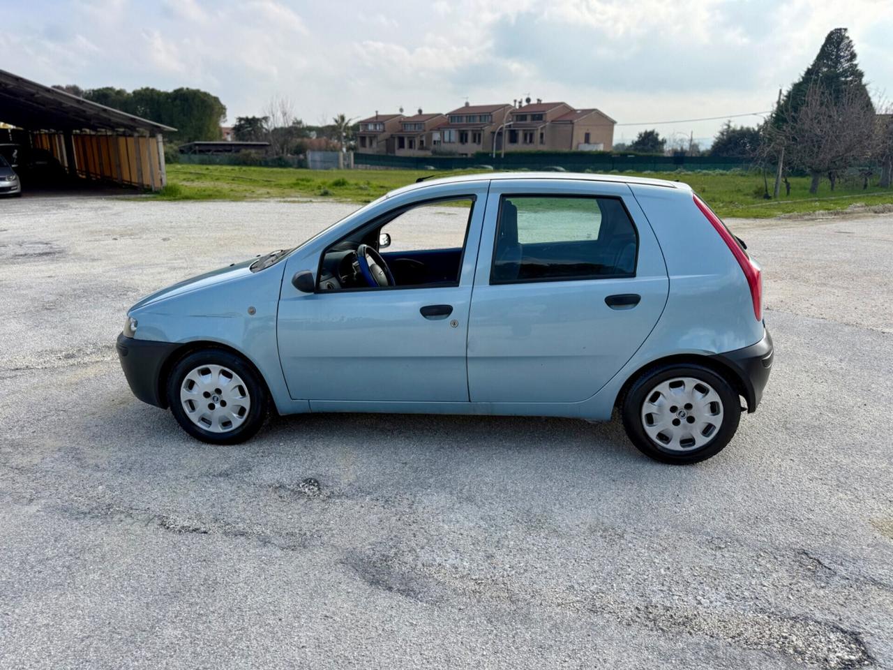Fiat Punto 5porte 1.9 Diesel Neopatentati uniproprietario