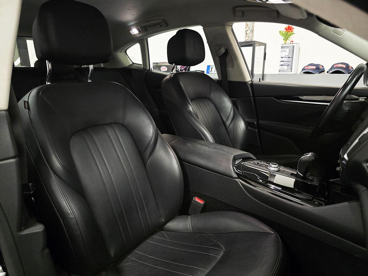 Maserati Levante V6 Diesel 275 CV AWD FULL BLACK CERTIFICATA MASERATI!!! GARANZIA 12 MESI!!!