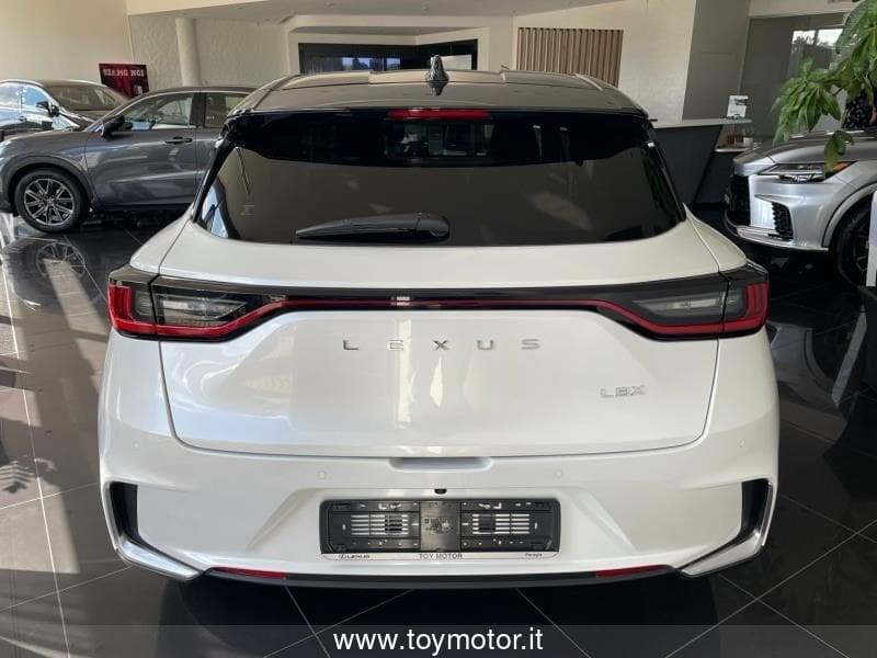 Lexus LBX Hybrid Emotion