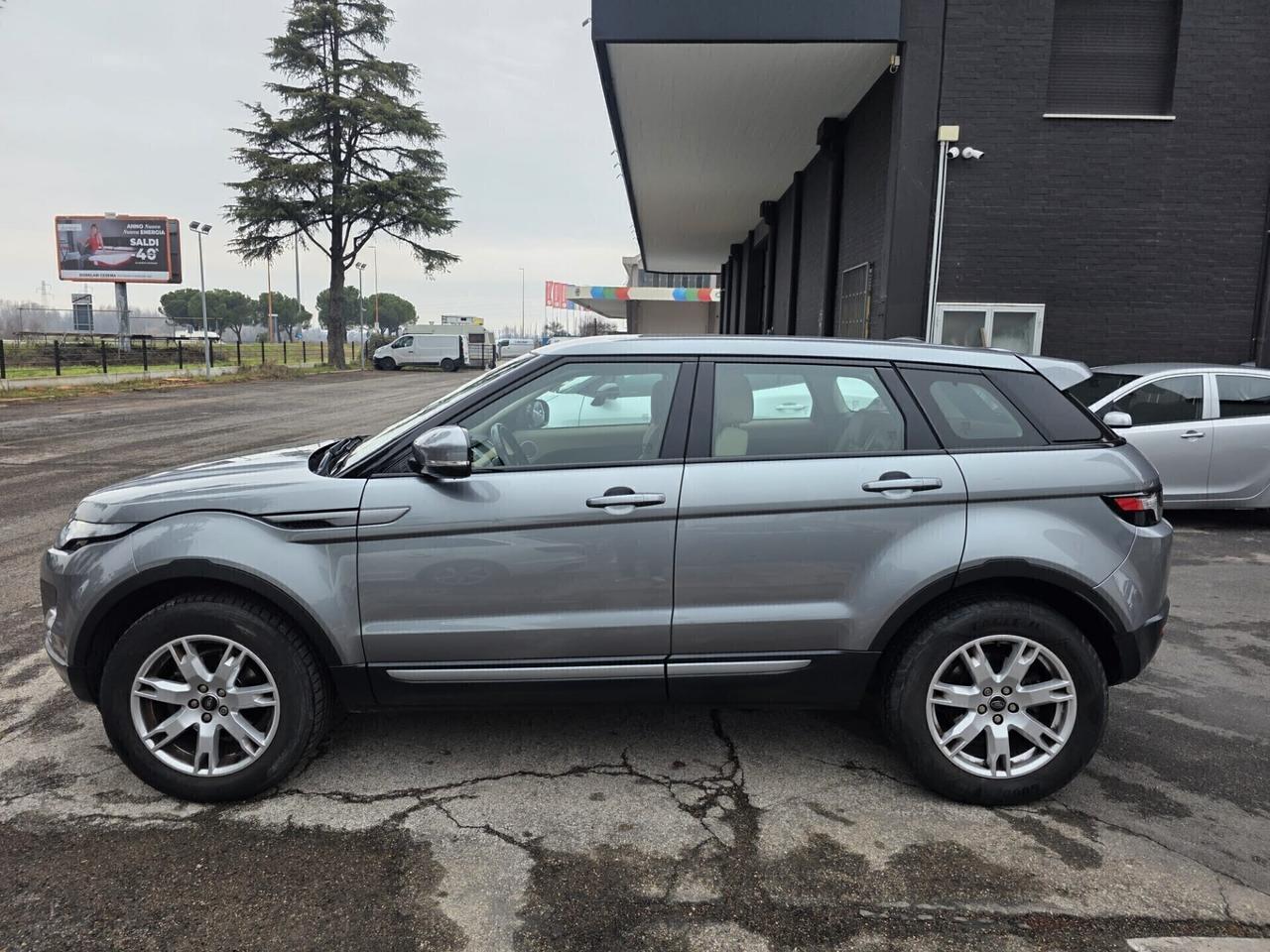 Land Rover Range Evoque 2.2 TD4 5p. Prestige