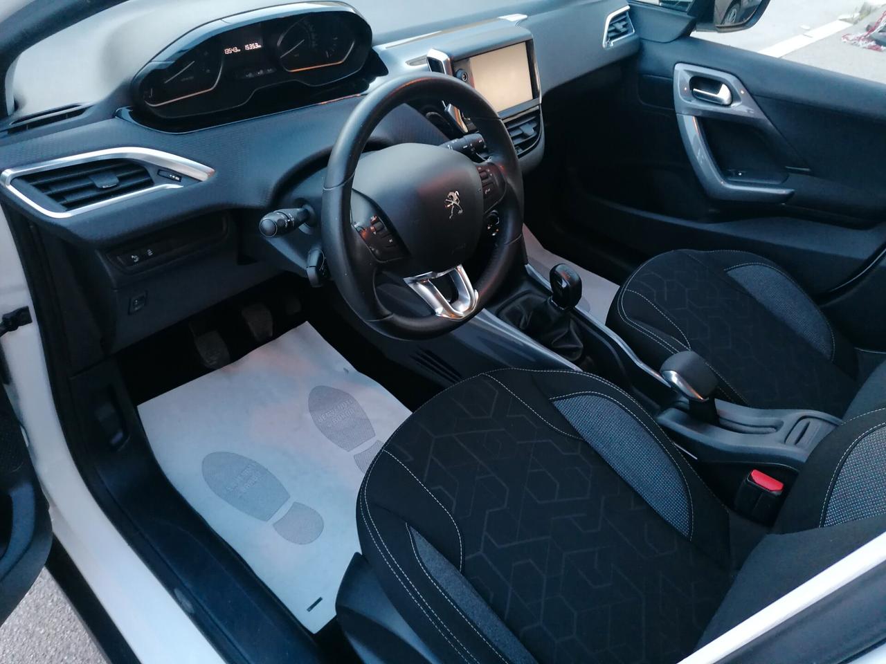 Peugeot 2008 BlueHDi 100 Active