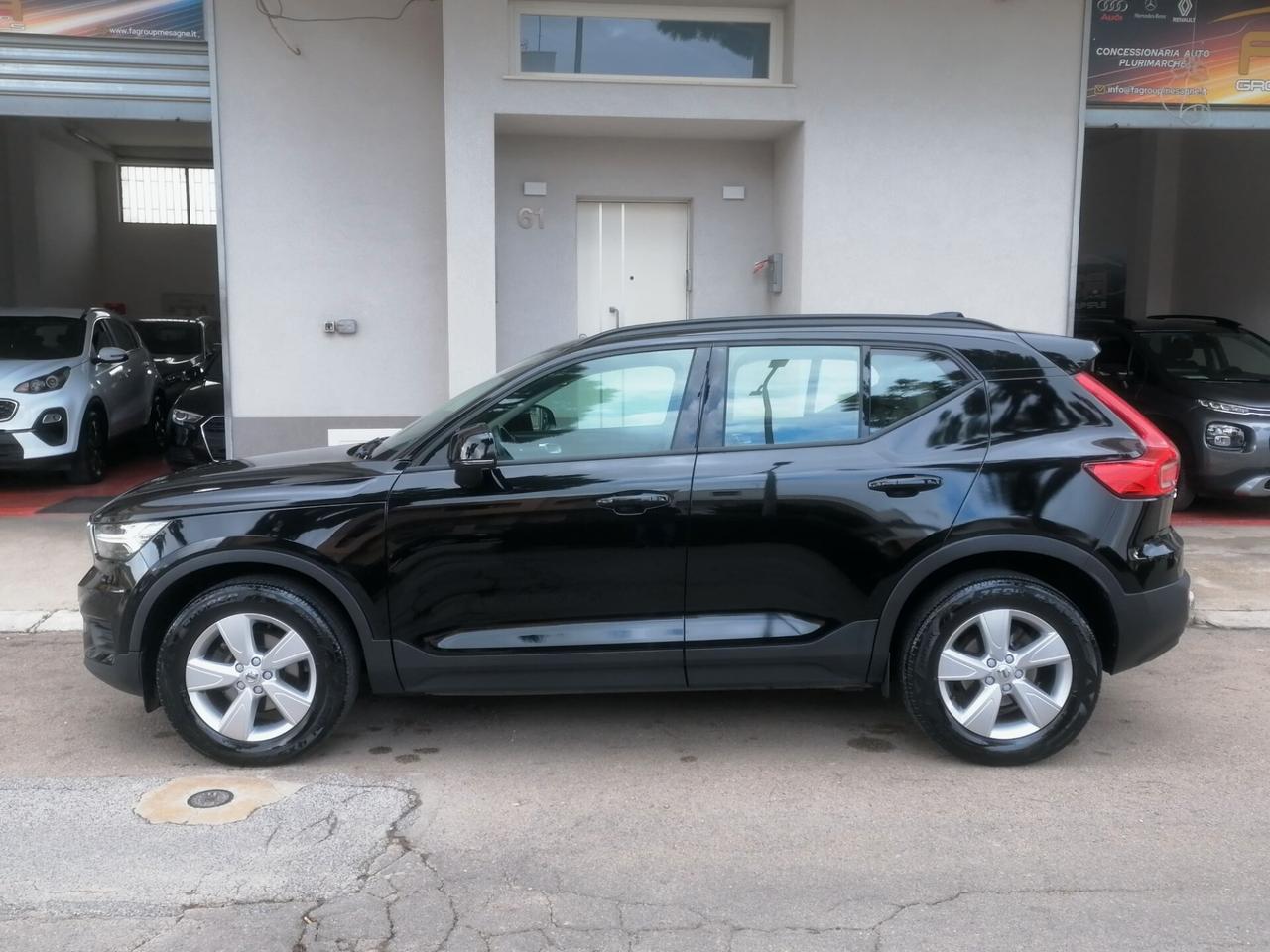 Volvo XC40 D3 Momentum NAVI CAMERA LED PELLE 2020