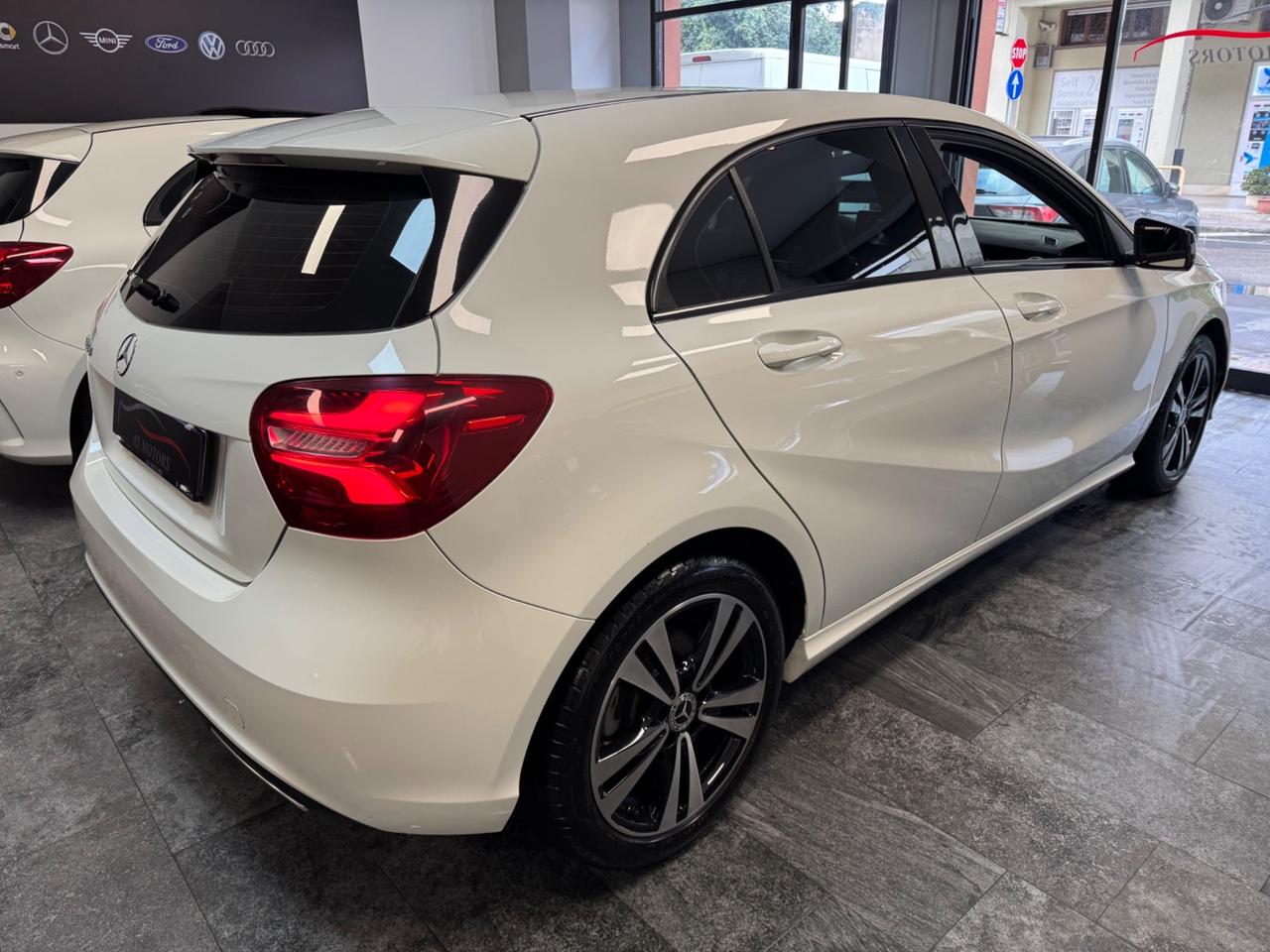 Mercedes-benz A 180 d Sport Finanziabile