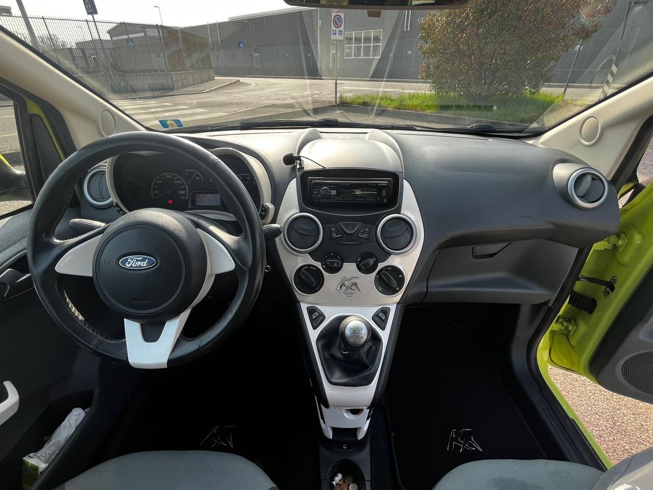 Ford Ka Ka+ 1.2 8V 69CV Titanium Business