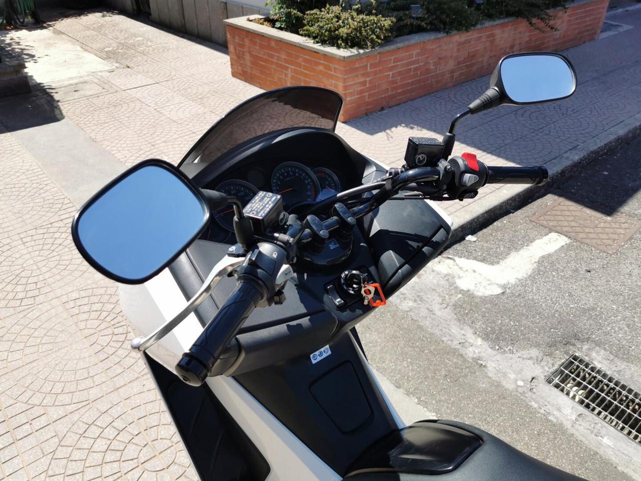 Honda Forza 300 * Abs - 26 Cv - PAT. A2 * - RATE AUTO MOTO SCOOTER