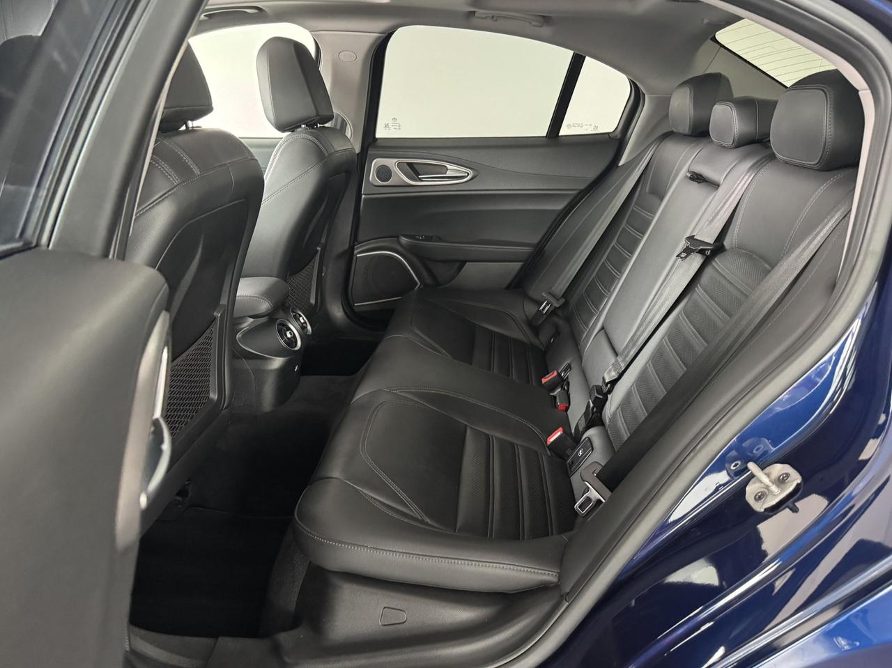 Alfa Romeo Giulia 2.2 t Veloce Q4 210 cv Tetto Apribile