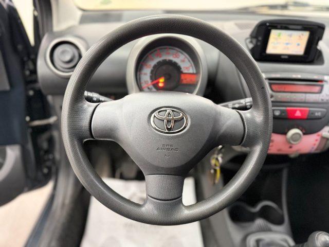 TOYOTA Aygo 1.0 12V VVT-i 5 porte Lounge Connect