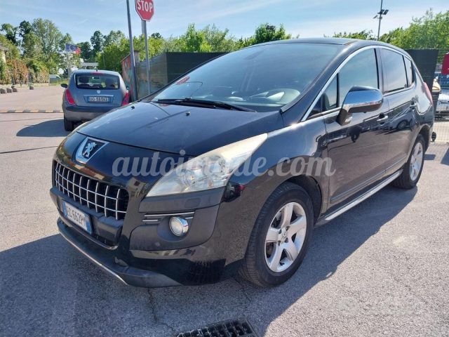 PEUGEOT 3008 1.6 HDi 112CV cambio robotizzato Business