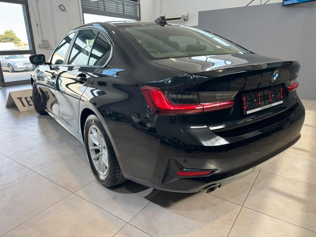 bmw 318d Sport 150cv auto