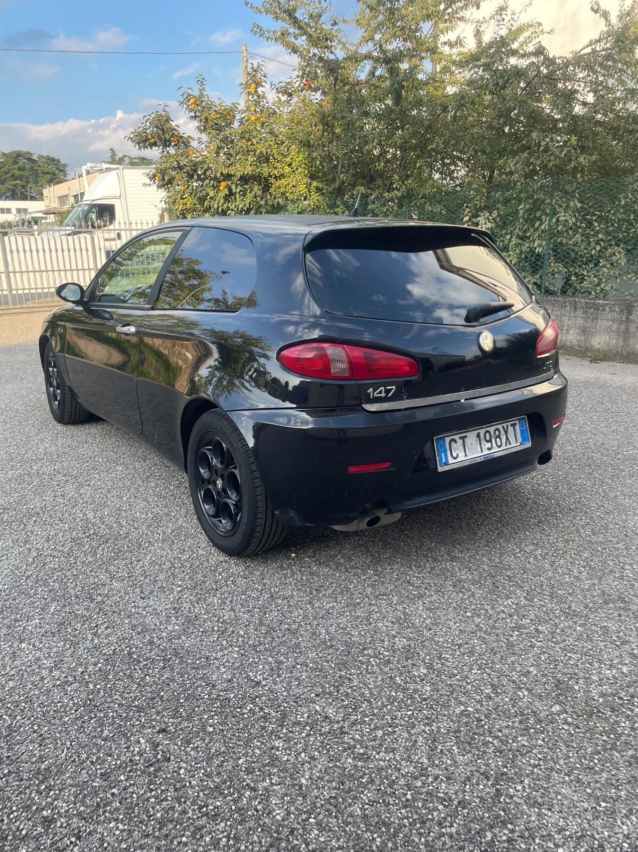Alfa Romeo 147 1.9 JTD M-JET 16V 3 porte Prog.