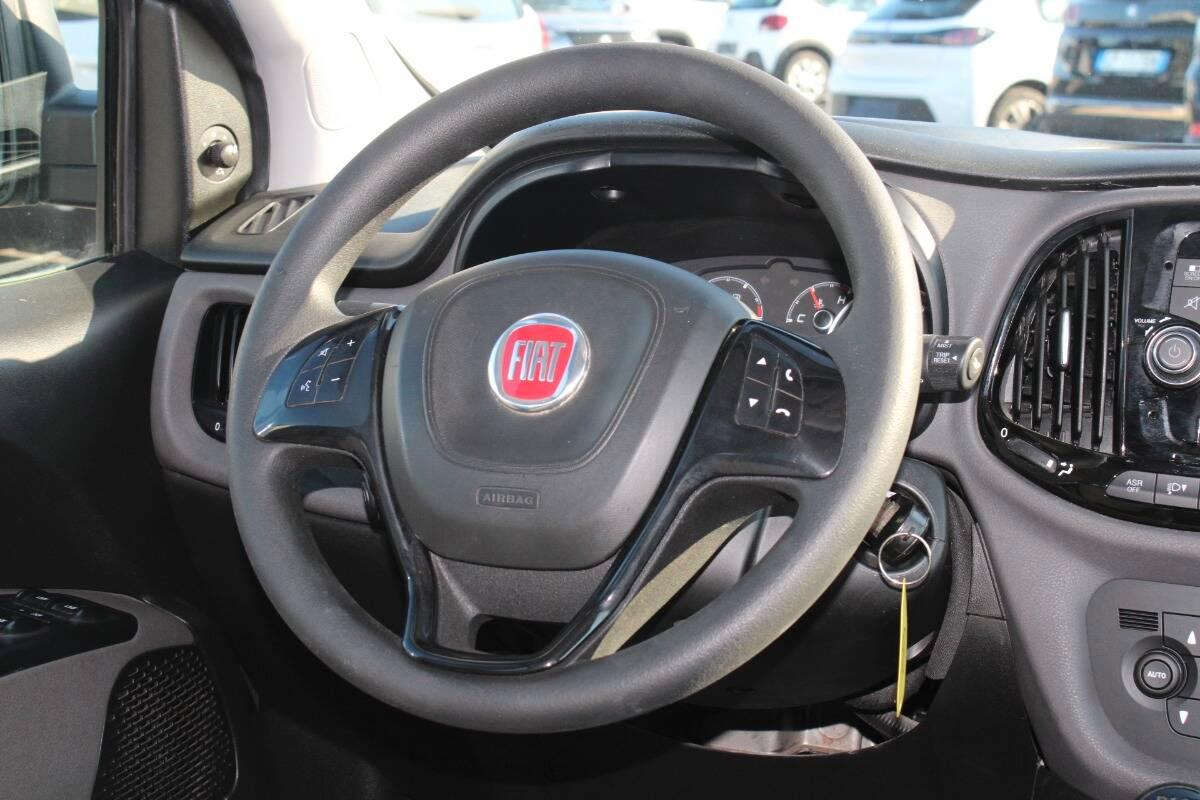 Fiat Doblò 1.4 tjt natural power Lounge 120cv