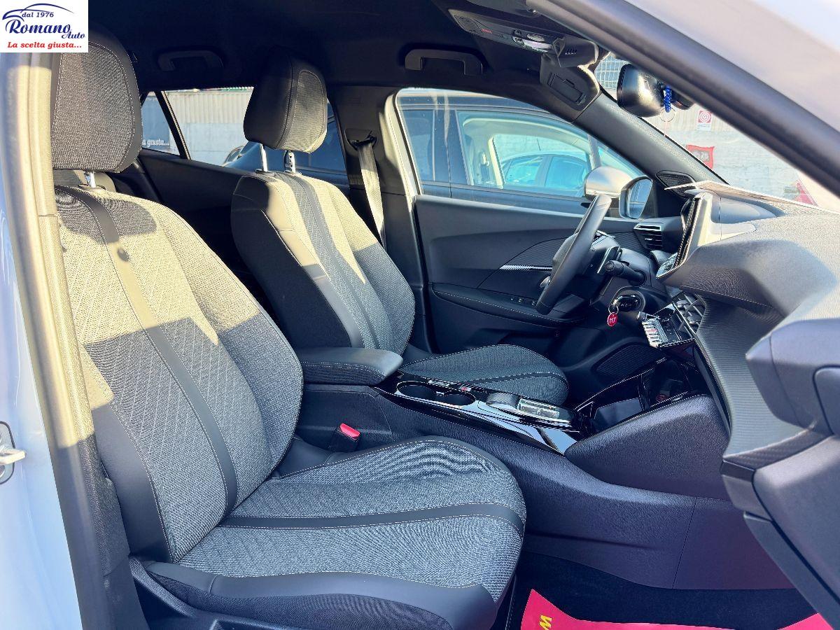 PEUGEOT - 2008 - PureTech 130 EAT8 Allure#SOLO 8.800KM!