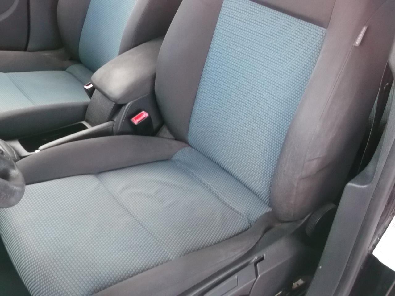 Golf VI 1.6 TDI Neopatentati 2011