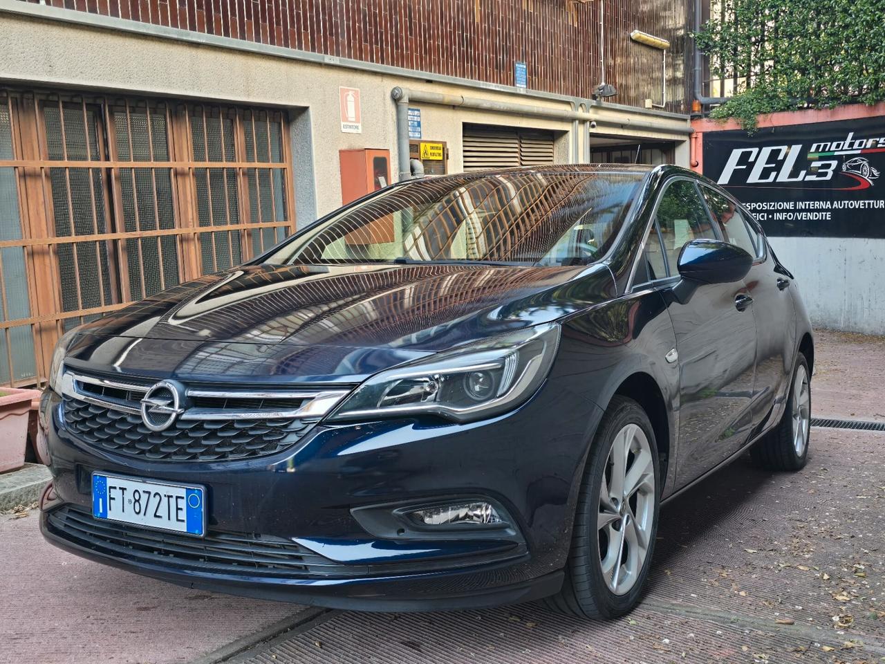 Opel Astra 1.4 Turbo 150CV Start&Stop aut. 5 porte Dynamic