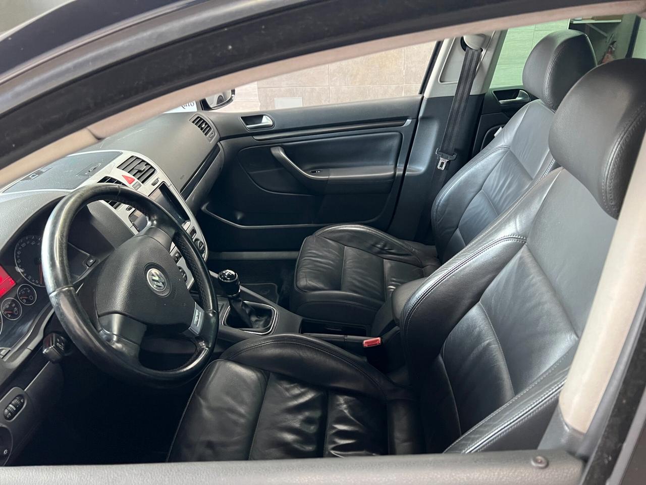 Volkswagen Golf 1.9 TDI DPF 5p. GT Sport