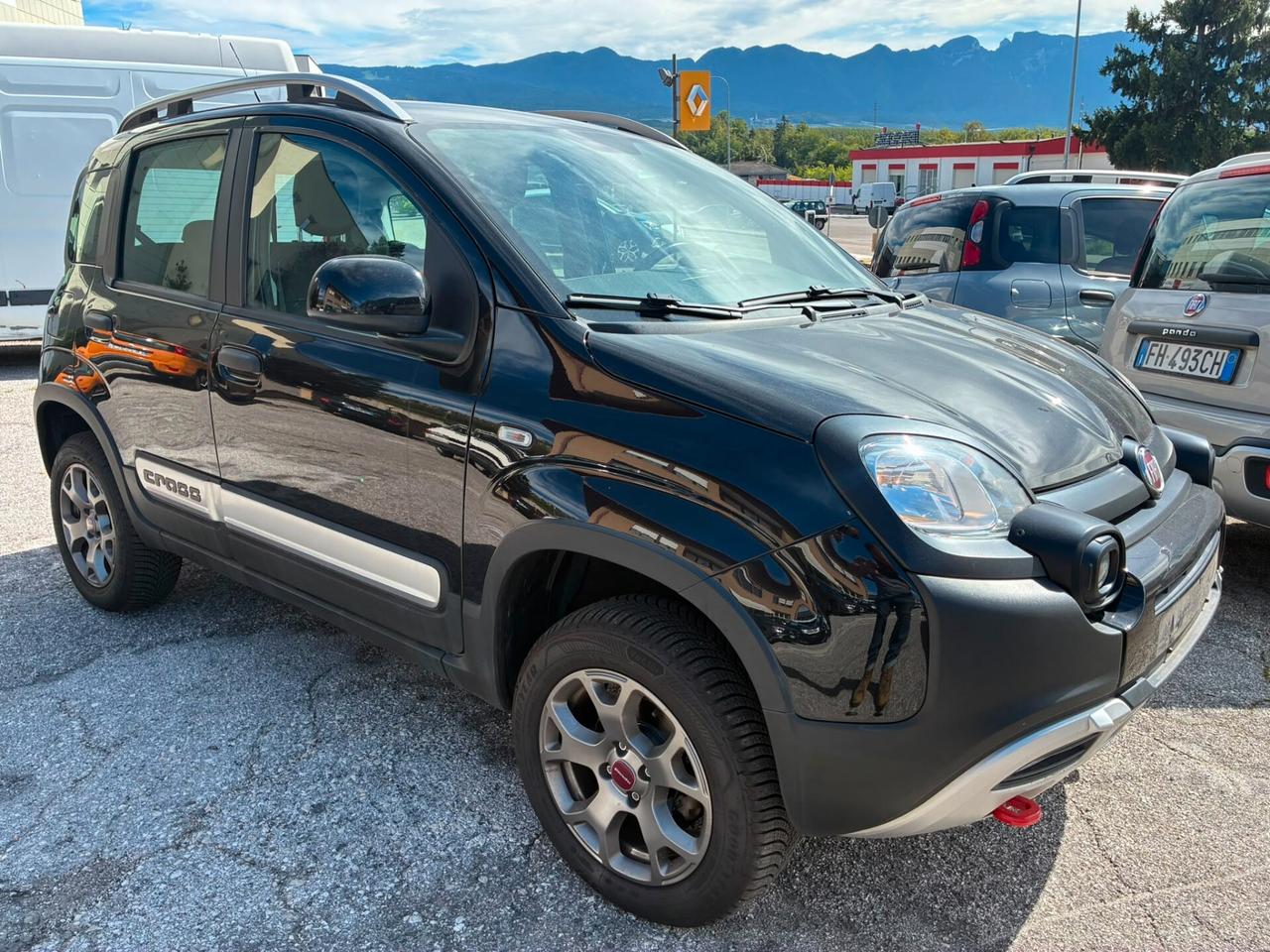 FIAT PANDA CROSS 4x4 0.9TWINAIR - GANCIO TRAINO