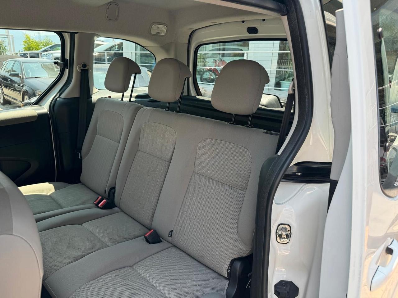 Peugeot Partner Tepee 1.6 HDi 90CV Premium