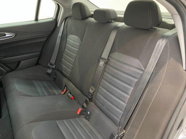 ALFA ROMEO Giulia 2.2 Turbodiesel 160 CV AT8 Sprint