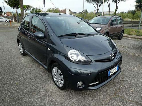 Toyota Aygo Aygo 5p 1.0 Lounge connect m-mt