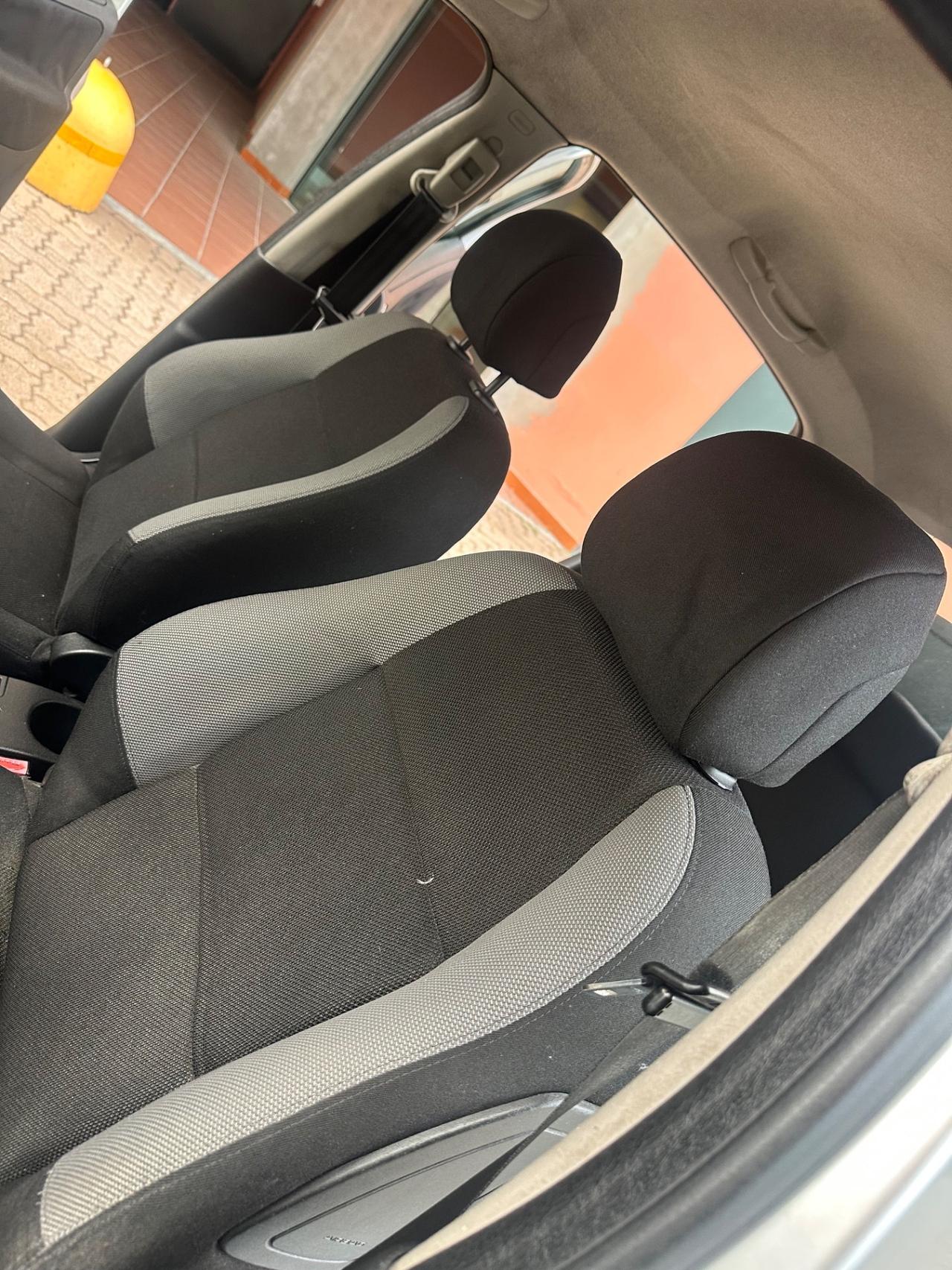Peugeot 207 1.4 8V 75CV 5p. X Line