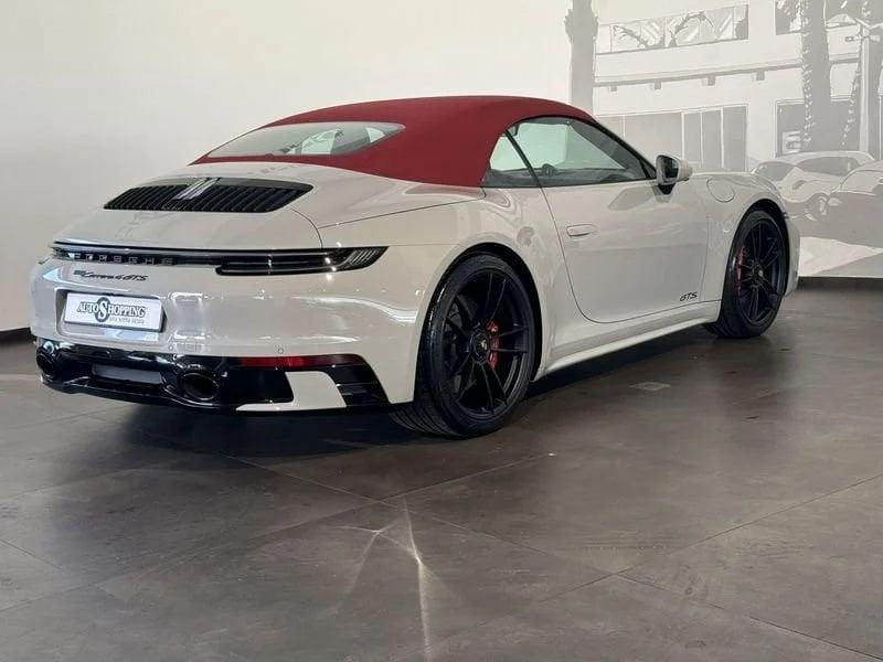 Porsche 911 (992) Carrera 4 GTS Cabriolet