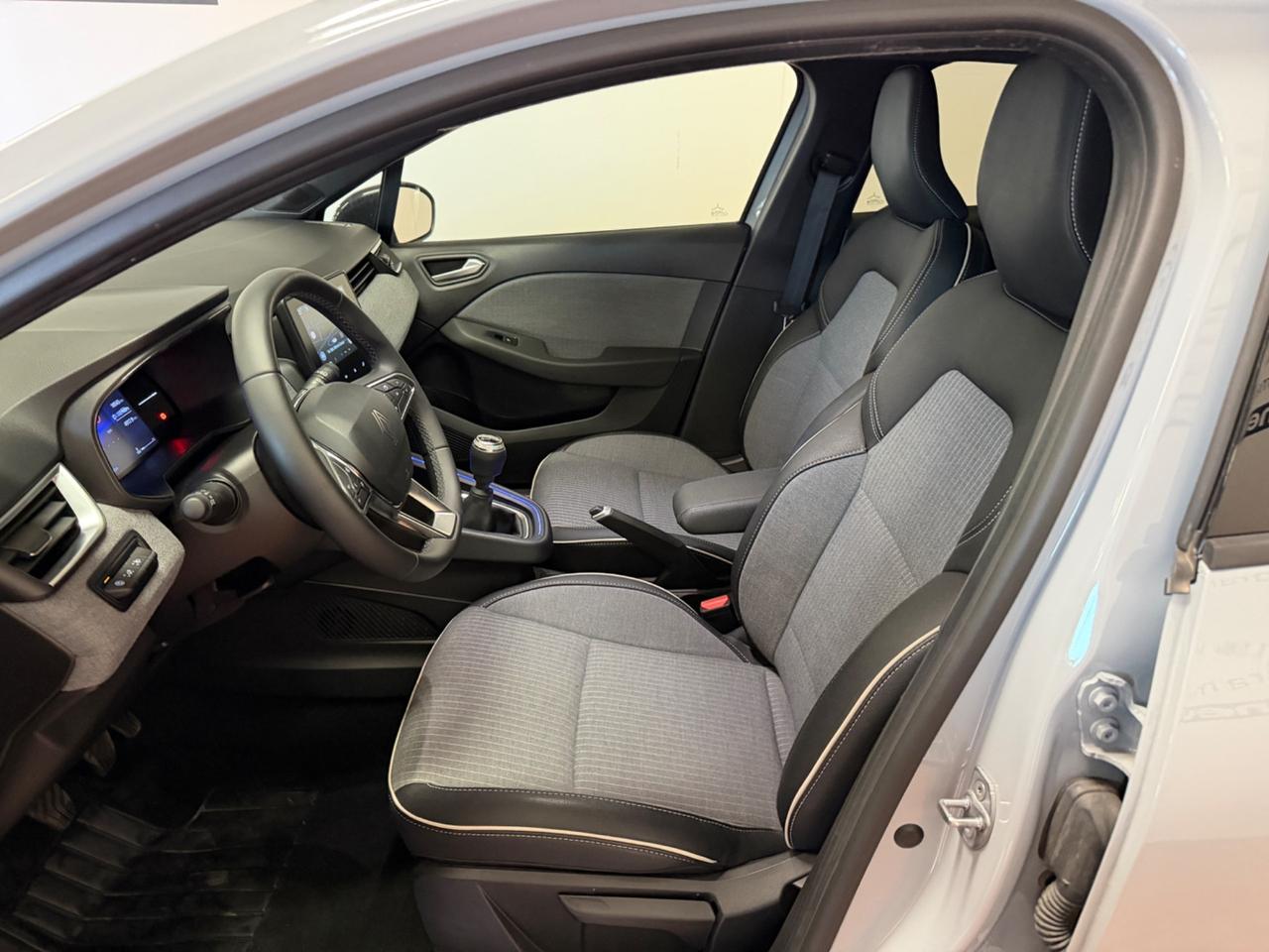 Renault Clio TCe 90 CV 5 porte Techno