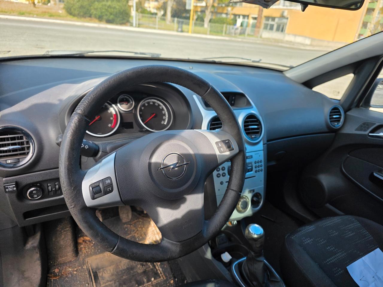 Opel Corsa 1.2 85CV 5 porte GPL-TECH Club