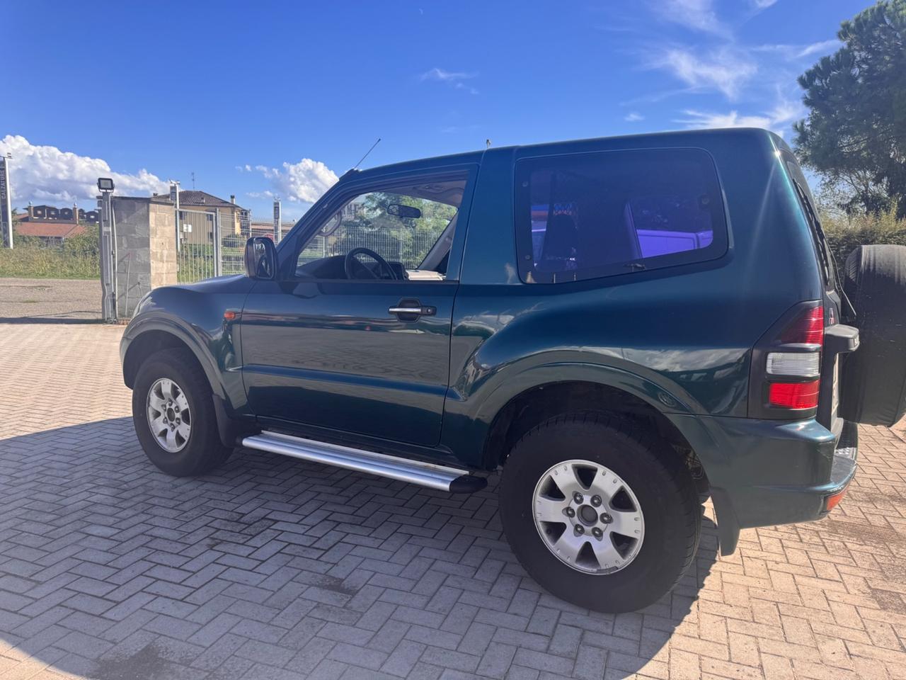 Mitsubishi Pajero 2.5 TDI 3p. GLX